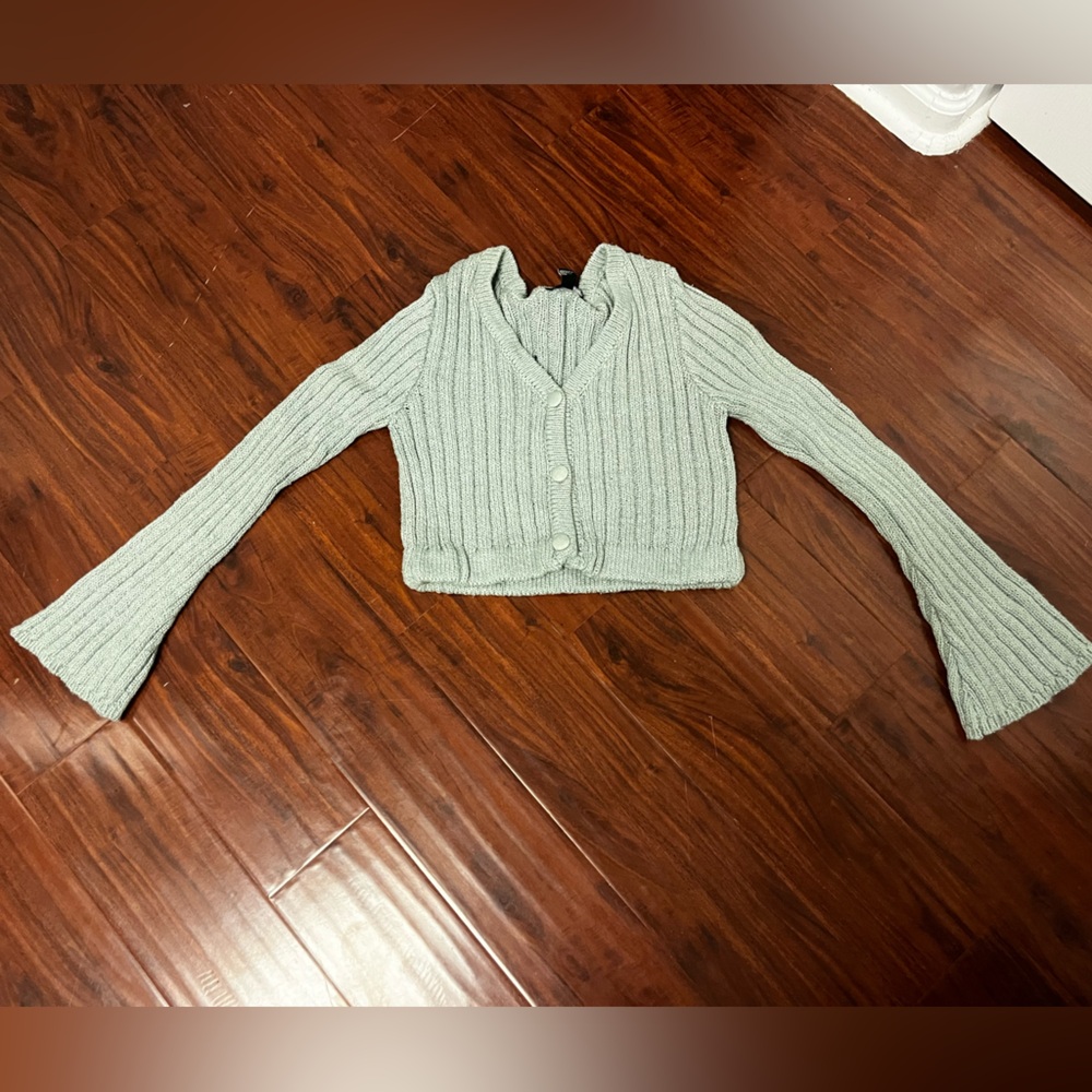 Forever 21 Green Knitted Cropped Long Sleeve Sweater Size Medium